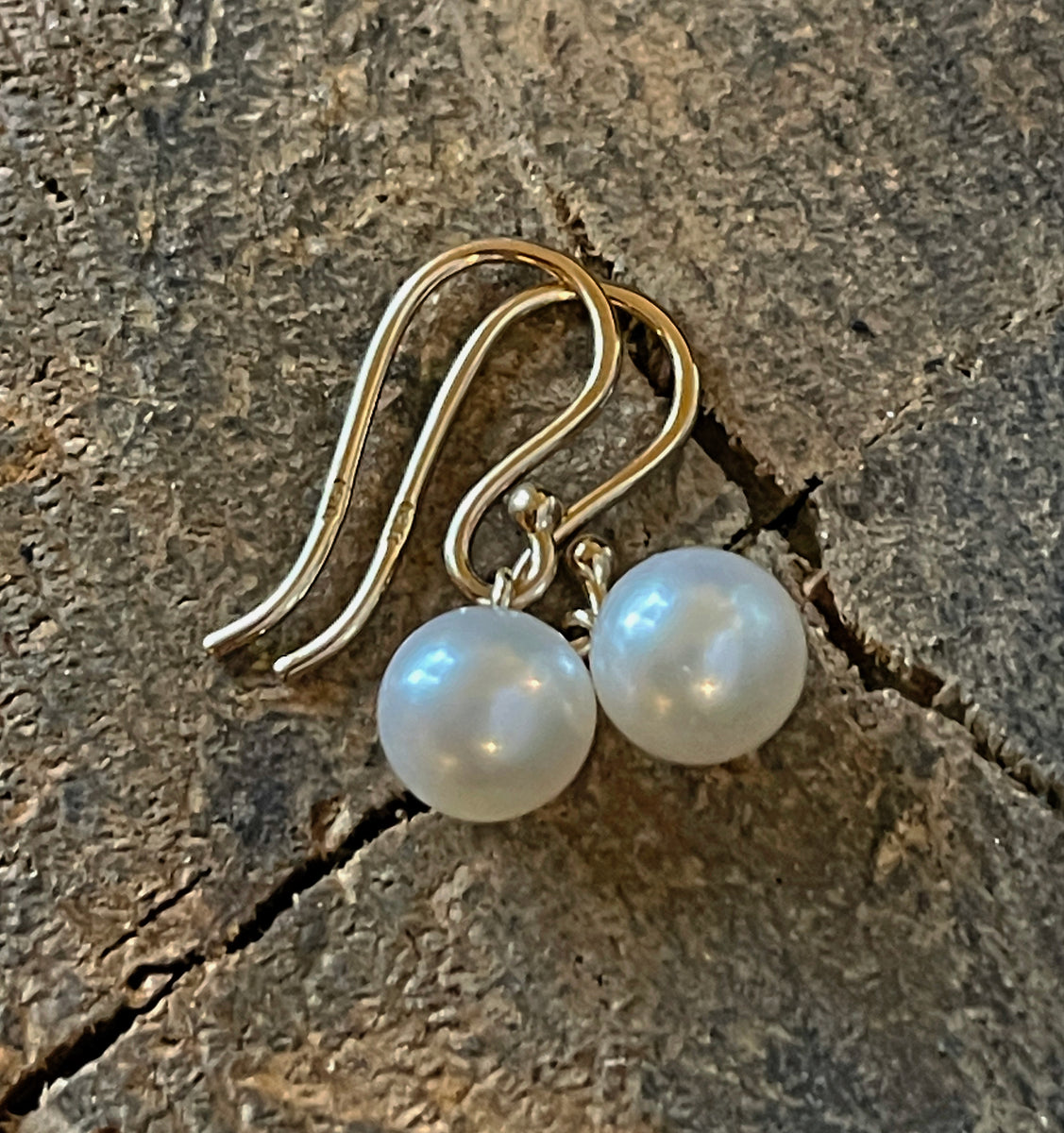 White Round Freshwater Cultured Pearl Dangle Earring , 14K Gold Pearl Drop Earrings, hotsell Pearl Earrings, Pearl Dangle Lever Back Earrings