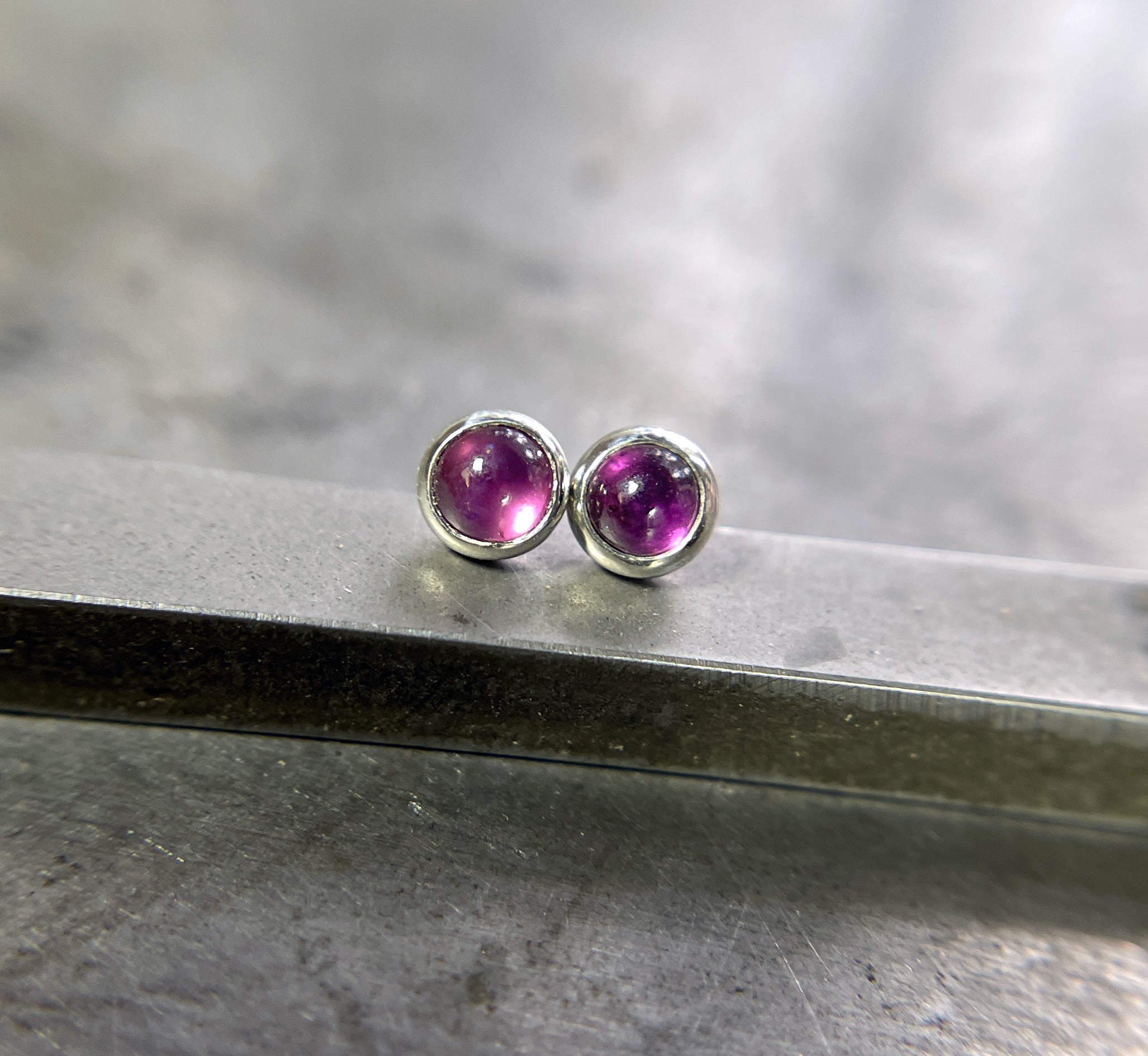 Rhodolite Garnet Earrings Sterling Silver, 4mm, Pink Purple Gemstone Stud Earrings, Minimalist Earrings, Small Stud Earrings, Handmade Gift